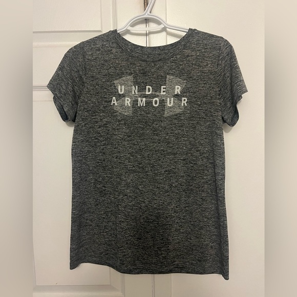 (SOLD!) Under Armour T-Shirt - Picture 1 of 3